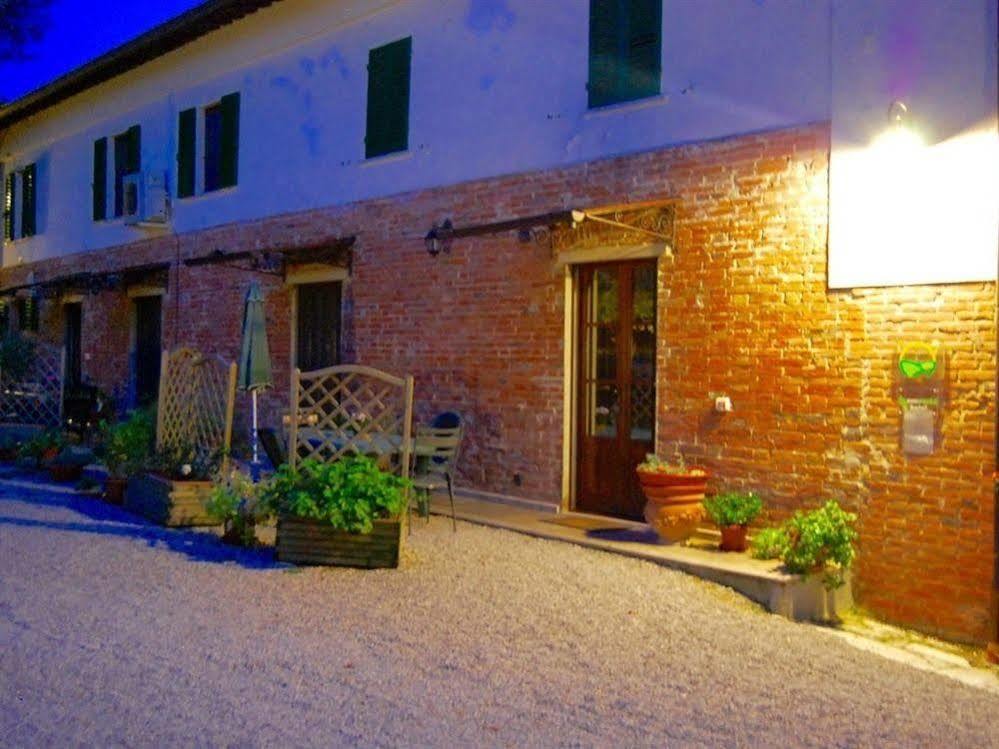 La Spiga D'Oro Guest House Pozzo  Luaran gambar